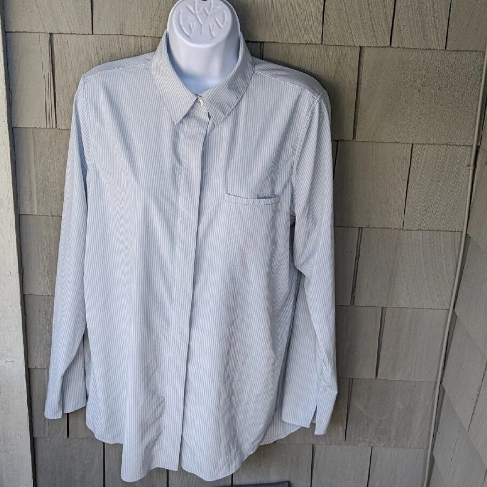 Athleta Women's Light Blue Striped Button Down Shirt